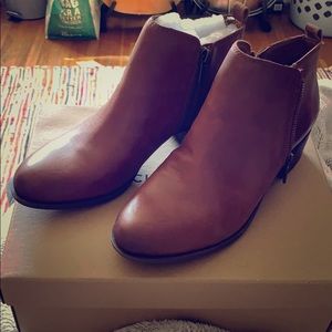 Leather Lucky Brand booties